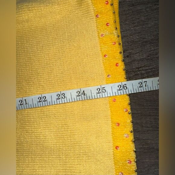 The Quacker Factory Sequined Butterfly‎ Beaded Yellow V-Neck Sweater Size XS - Picture 9 of 9